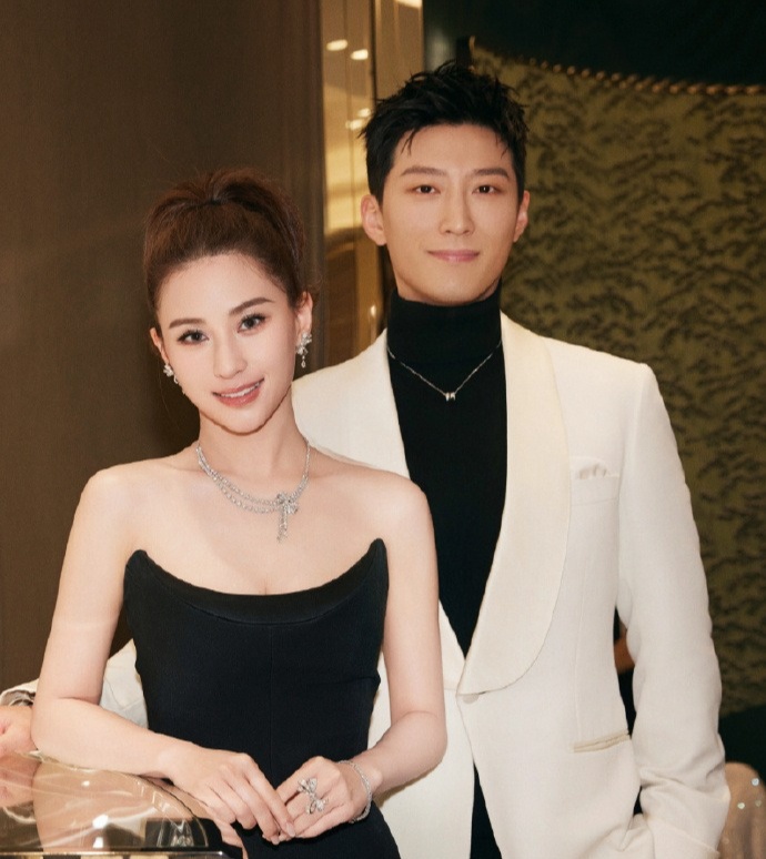 Hot nhất MXH: Ái nữ trùm sòng bạc Macau và tài tử Đậu Kiêu ly hôn, nhà trai mất trắng 218 tỷ đồng?- Ảnh 1.
