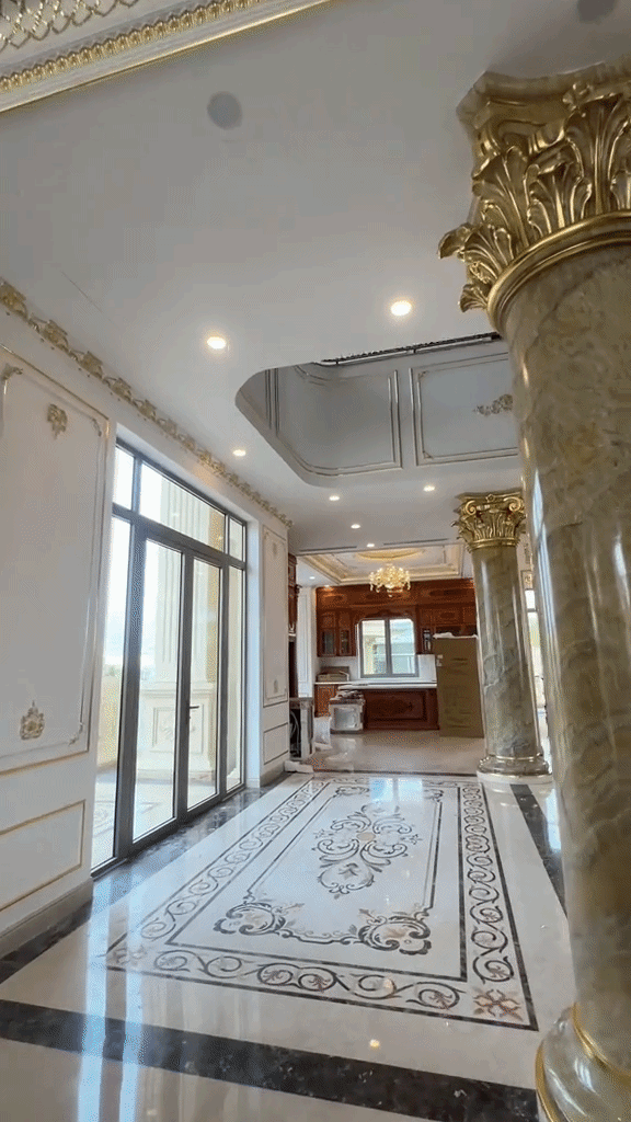 Bên trong lâu đài 200 tỷ của đại gia miền Tây- Ảnh 5.