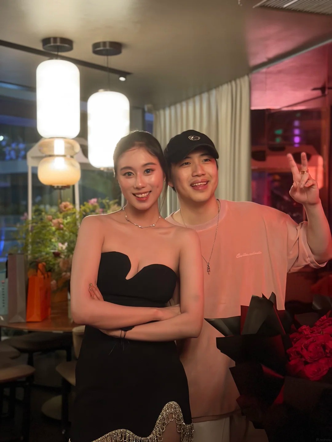 Ái nữ sinh năm 1999 của gia tộc giàu có bậc nhất châu Á “trượt tay” để lộ ảnh bạn trai trong sinh nhật?- Ảnh 4.