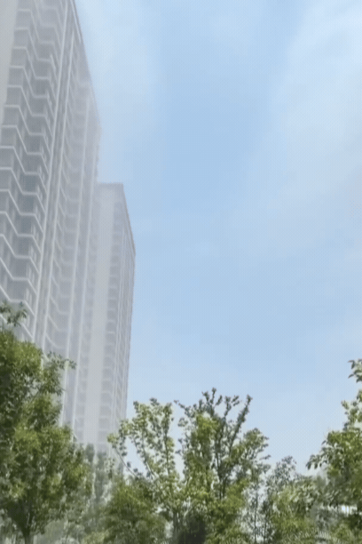 Pháp sư Trung Hoa ra tay trị nắng nóng, ông trời thấy cũng phải nể 3 phần- Ảnh 2.