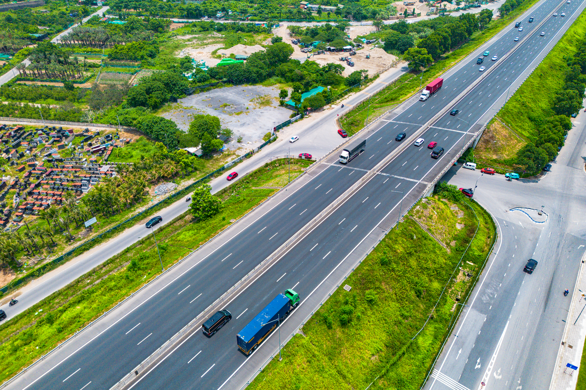 Toàn cảnh khu đất rộng 25 ha sắp trở thành dự án nhà ở cho thuê lớn bậc nhất Hà Nội: Sát vách Aeon Mall, cách trung tâm chỉ một cây cầu- Ảnh 6. Toàn cảnh khu đất rộng 25 ha sắp trở thành dự án nhà ở cho thuê lớn bậc nhất Hà Nội: Sát vách Aeon Mall, cách trung tâm chỉ một cây cầu- Ảnh 6.
