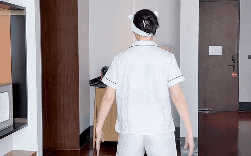 Bóc trần bí thuật trẻ mãi không già của "phú bà" Hồ Tịnh: Chỉ cần 3 phút mỗi sáng để thăng dương khí, da dẻ hồng hào- Ảnh 18.