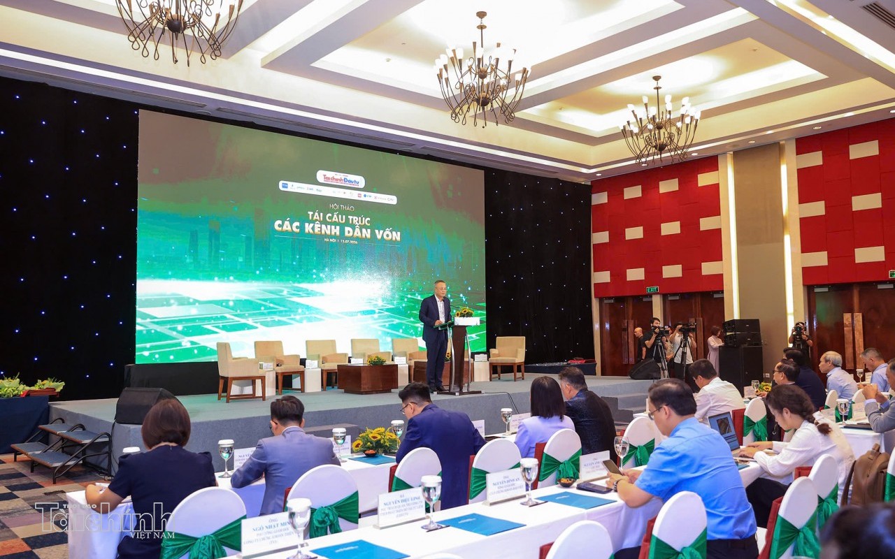 Thị trường chứng khoán cần phát huy mạnh hơn vai trò kênh dẫn vốn trung và dài hạn