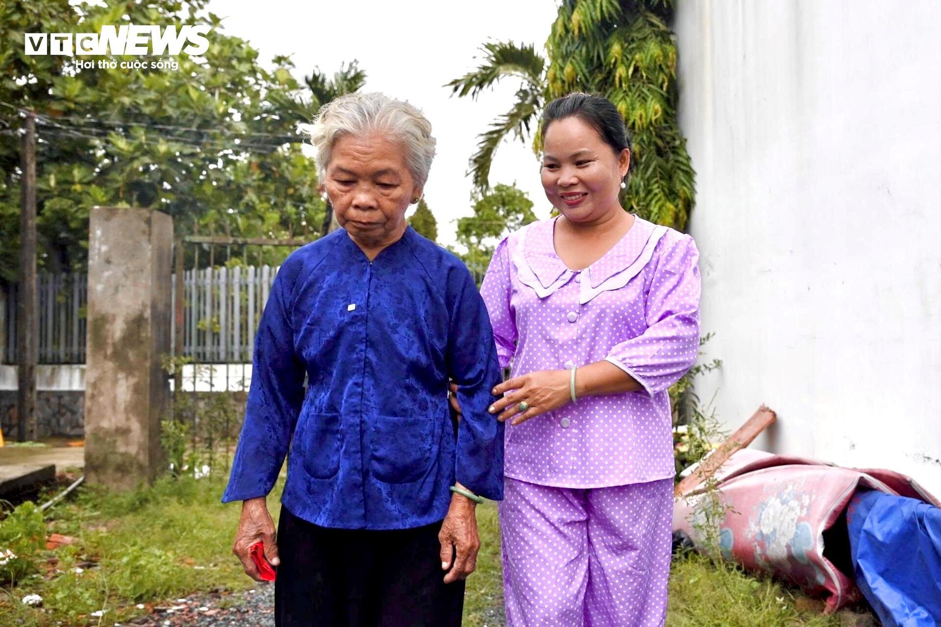 Vợ liệt sĩ Huỳnh Văn Quên: 'Từ nay tui là vợ ông ấy thật rồi...'- Ảnh 3.