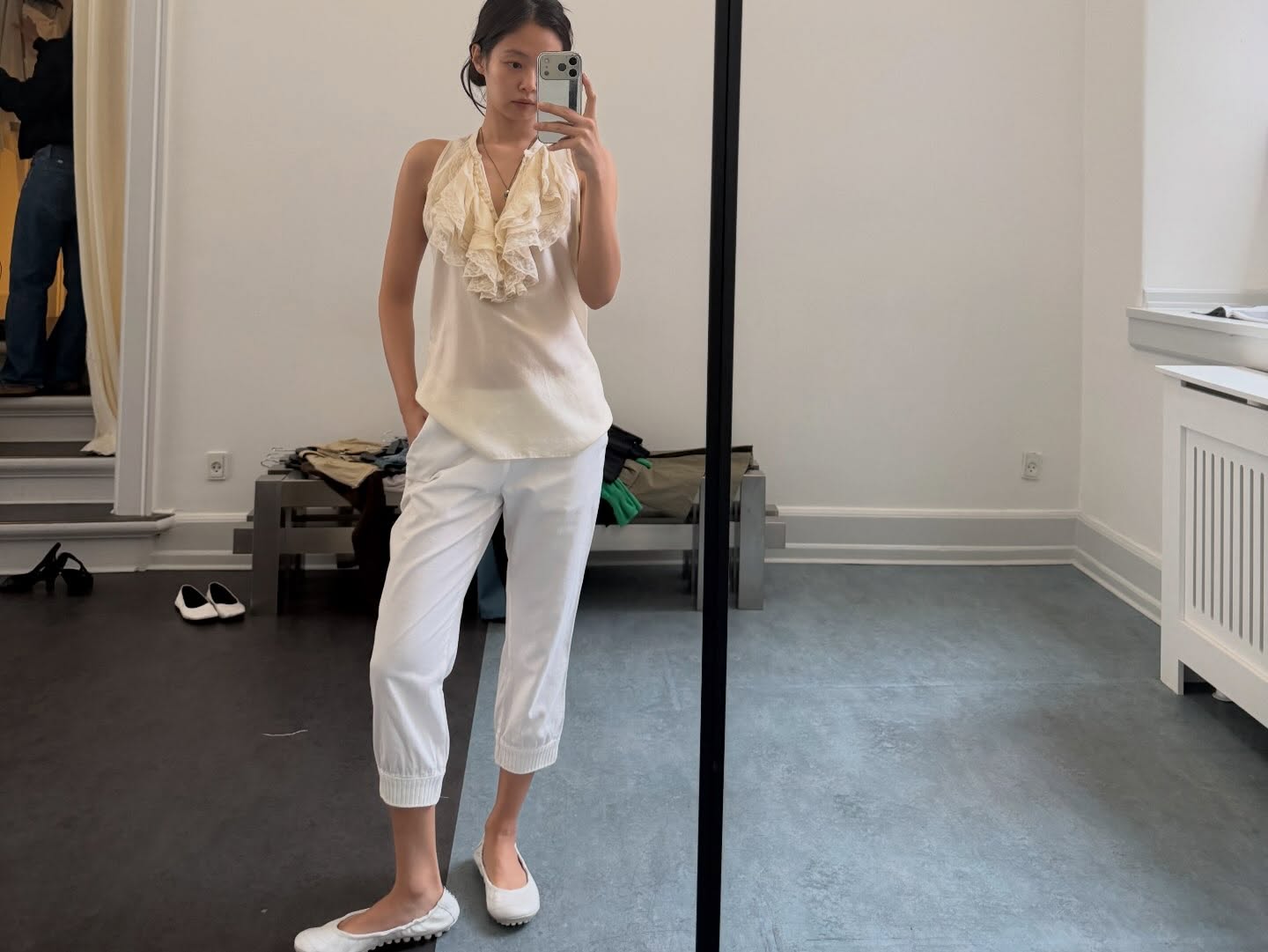 Giật mình khi Jennie trút bỏ tất cả- Ảnh 8.
