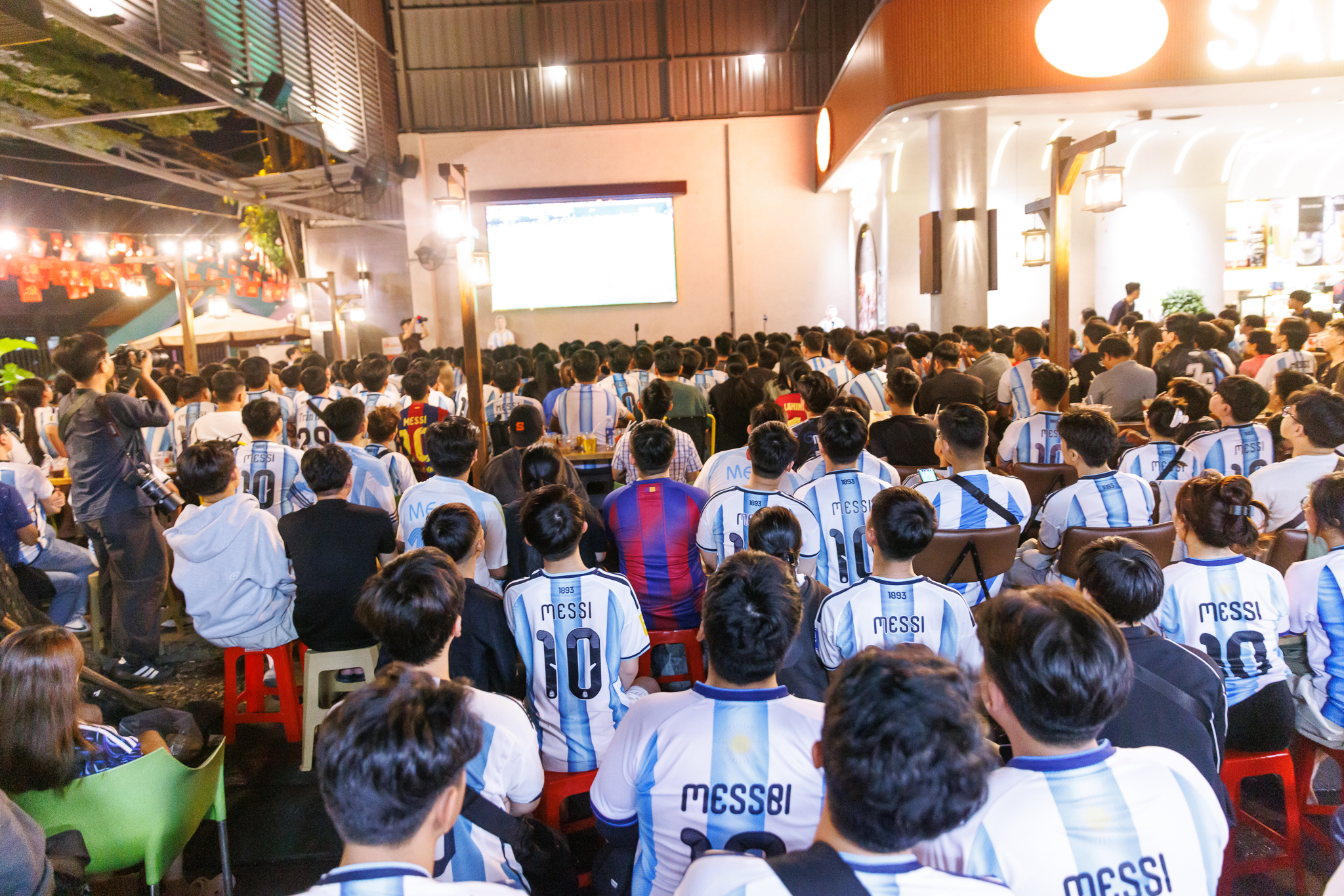 Màn ngược dòng khó tin của Argentina khiến fan như nổ tung: "Quá cảm xúc!" - Ảnh 62.