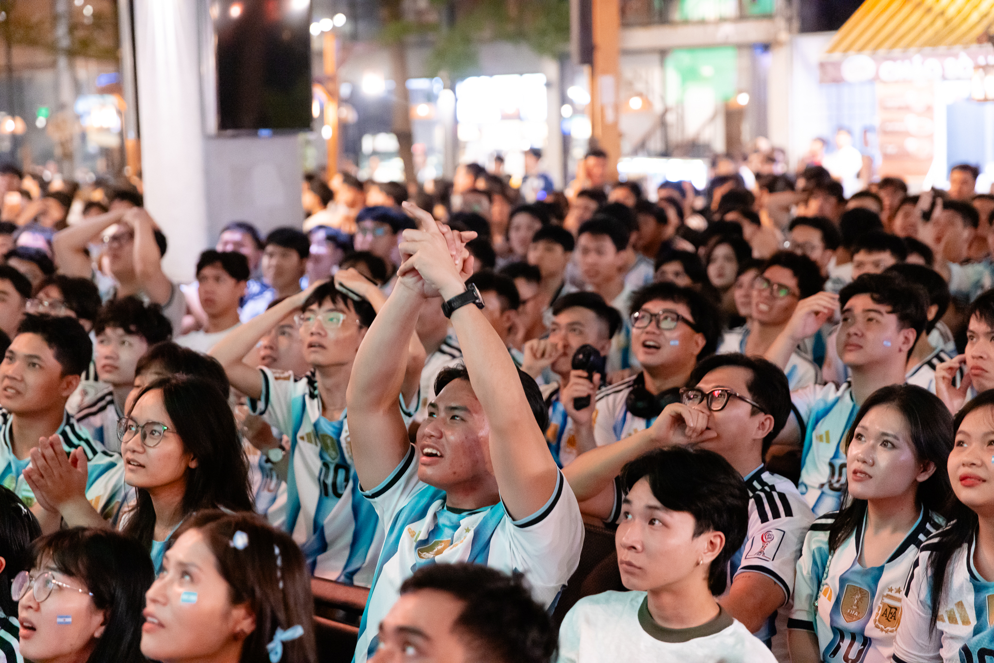 Màn ngược dòng khó tin của Argentina khiến fan như nổ tung: "Quá cảm xúc!" - Ảnh 53.