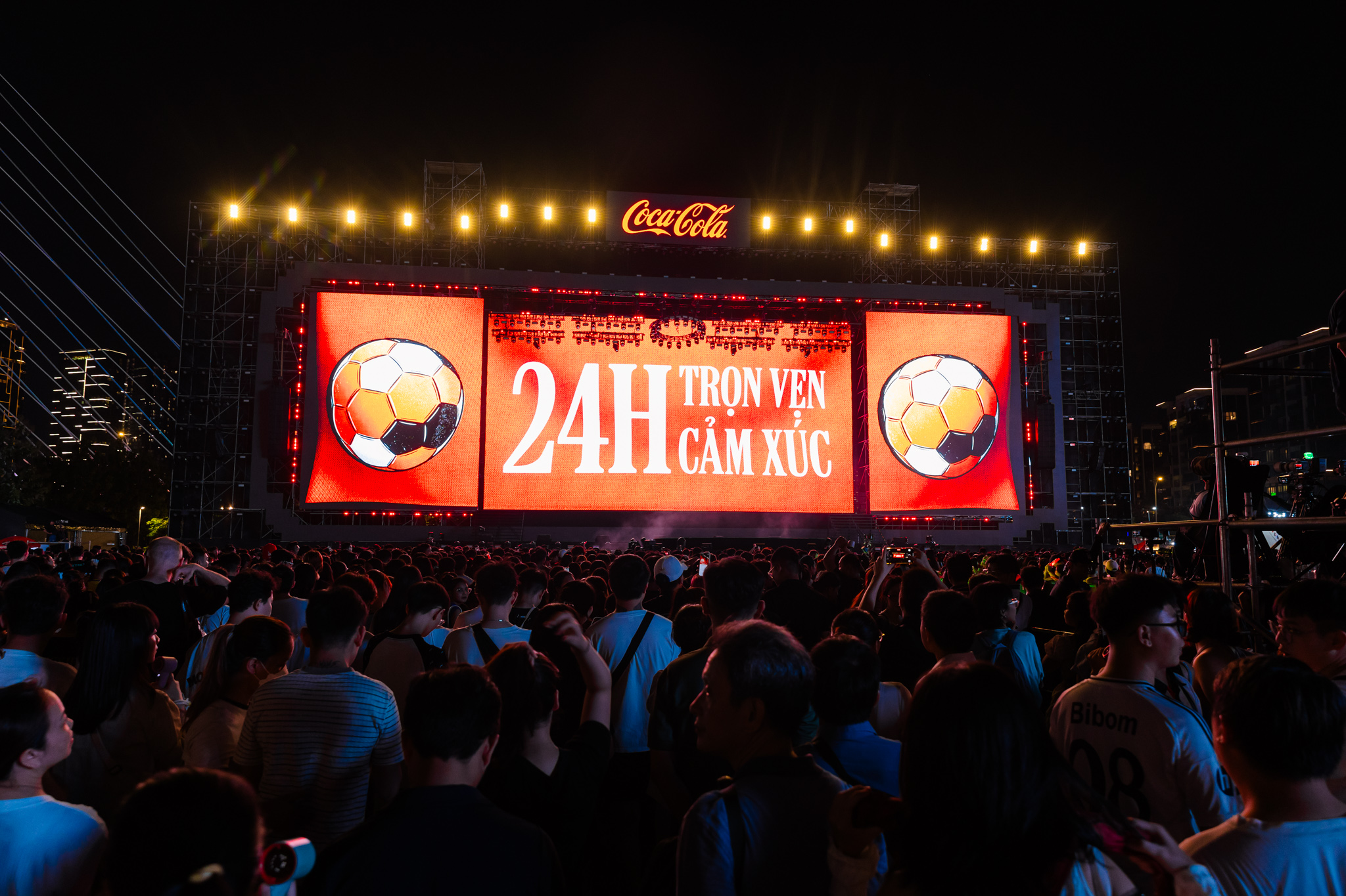 Trọn vẹn cảm xúc hướng về chung kết World Cup 2026: Dàn sao bùng nổ, hàng nghìn người đếm ngược - Ảnh 37.