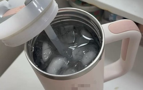 Không chỉ rượu bia hay thuốc lá, 6 MÓN ĂN quen thuộc trên bàn cơm mới là "thủ phạm" âm thầm gây nhồi máu não - Ảnh 5.