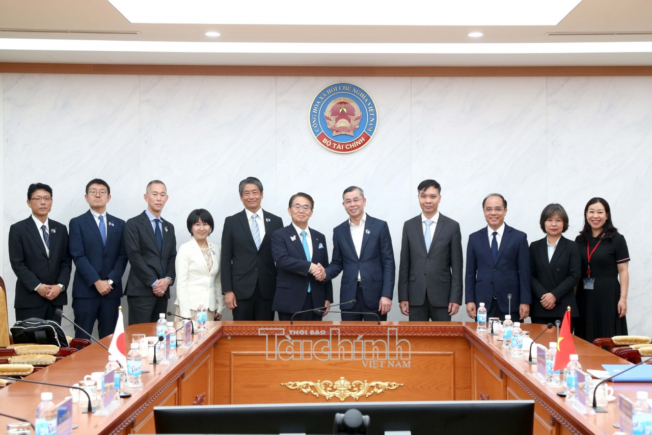 Bộ trưởng Ngô Văn Tuấn tiếp Thống đốc tỉnh Aichi (Nhật Bản) Ohmura Hideaki: Thúc đẩy chuỗi cung ứng và đổi mới sáng tạo Bộ trưởng Ngô Văn Tuấn tiếp Thống đốc tỉnh Aichi (Nhật Bản) Ohmura Hideaki: Thúc đẩy chuỗi cung ứng và đổi mới sáng tạo