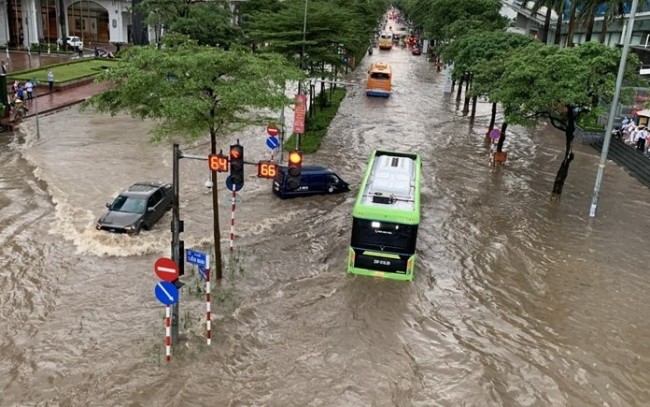 Hà Nội tăng tốc gỡ 