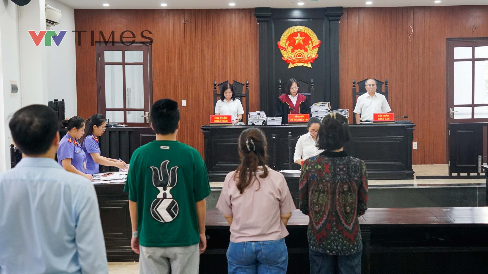 Xử phạt 3 tỷ đồng bà chủ Facebook bán kim cương, túi hàng hiệu, che giấu gần 835 tỷ đồng doanh thu- Ảnh 1.
