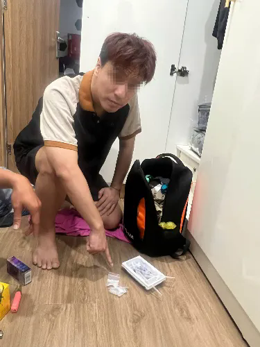 Bắt giữ ca sĩ, nhạc sĩ Tăng Nhật Tuệ vì hành vi tàng trữ và tổ chức sử dụng trái phép chất ma túy- Ảnh 2.