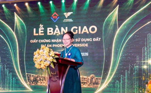 Phoenix Riverside trao sổ hồng cho những cư dân đầu tiên, đánh dấu cột mốc mới - Ảnh 1. Phoenix Riverside trao sổ hồng cho những cư dân đầu tiên, đánh dấu cột mốc mới - Ảnh 1.