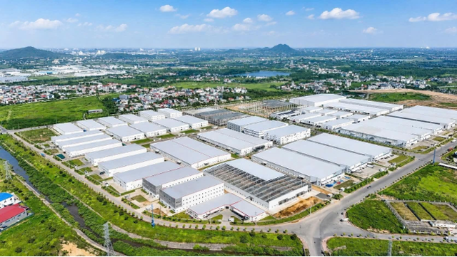 CNCTech Group (CLI) doanh thu 6 tháng đạt 1.438,7 tỷ đồng, tăng 2,13 lần (+113%) so với cùng kỳ- Ảnh 4. CNCTech Group (CLI) doanh thu 6 tháng đạt 1.438,7 tỷ đồng, tăng 2,13 lần (+113%) so với cùng kỳ- Ảnh 4.
