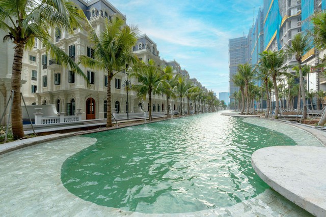 Mục sở thị BST 60 dinh thự siêu sang bên Crystal Lagoon gần 0,5km trước ngày bàn giao tại Ciputra- Ảnh 5.