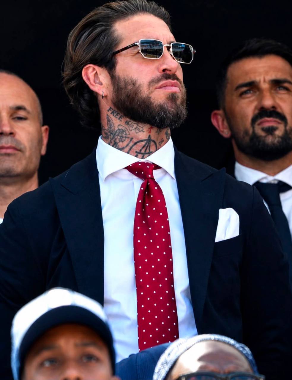 Ferrari cũ vẫn là Ferrari, Sergio Ramos có 40 tuổi vẫn nét- Ảnh 3.