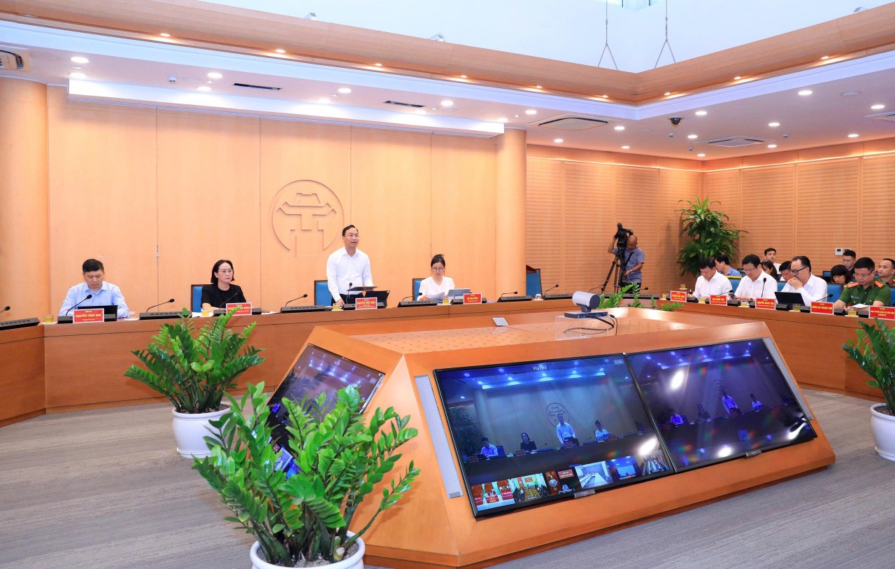 Hà Nội tăng trưởng GRDP 8,22%, đầu tư và doanh nghiệp bứt phá trong nửa đầu năm 2026 Hà Nội tăng trưởng GRDP 8,22%, đầu tư và doanh nghiệp bứt phá trong nửa đầu năm 2026