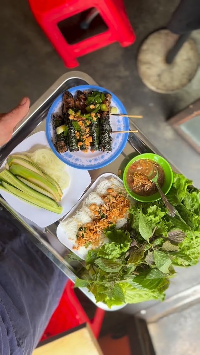 Ẩm thực Việt đang làm khuynh đảo nước Mỹ: Liều thuốc giảm đau cho chứng nhớ nhà vô tình khiến khách Tây xếp hàng mê mẩn - Ảnh 9.