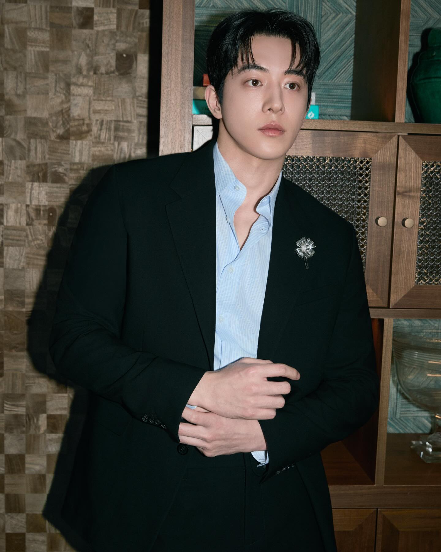 Nam Joo Hyuk trở lại với phim hot toàn cầu: Xứng danh "chàng thơ" khiến Dior mê không dứt, từ mặt đến body đều hoàn hảo- Ảnh 5.