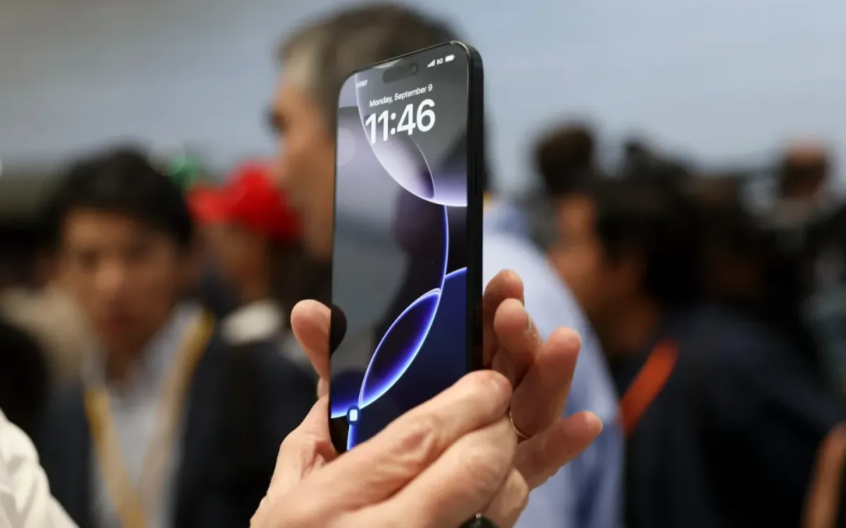 Lỗ hổng Apple có thể làm lộ email thật của người dùng - Ảnh 1.