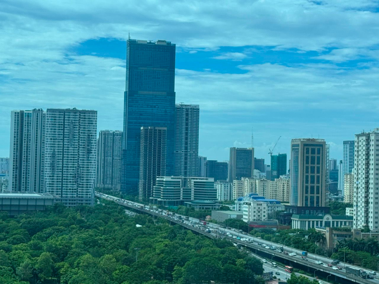 Quy hoạch Hà Nội tầm nhìn 100 năm: Đô thị vệ tinh nào sẽ dẫn dắt thị trường bất động sản?- Ảnh 1.