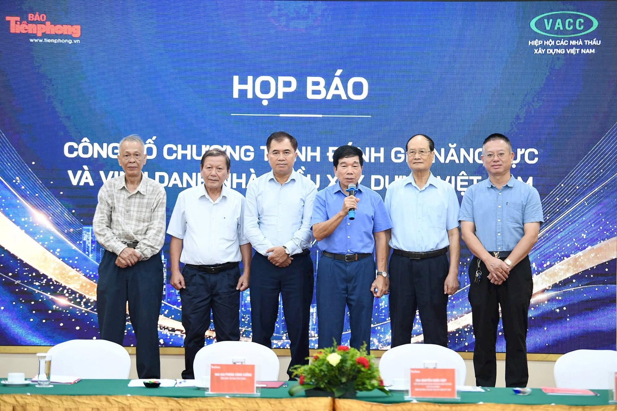 Chủ tịch Hiệp hội Nhà thầu xây dựng Việt Nam: Ngành xây dựng rơi vào tình trạng “khát” nhân lực và vật liệu- Ảnh 3.