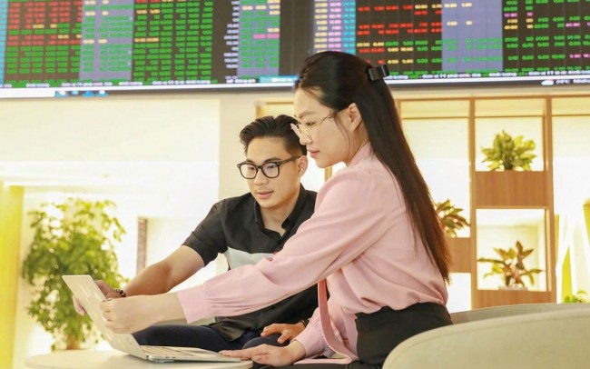 Thị trường chứng khoán nửa cuối năm: Phân hóa để tìm động lực tăng trưởng