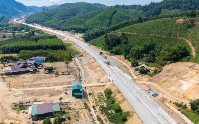 Giải ngân vốn đầu tư công tăng tốc trở lại sau 2 tuần giảm liên tiếp