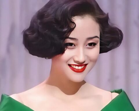 Vẻ quyến rũ của mỹ nhân “50 năm có một” khiến Lý Liên Kiệt chấp nhận trả thay khoản nợ 237 tỷ