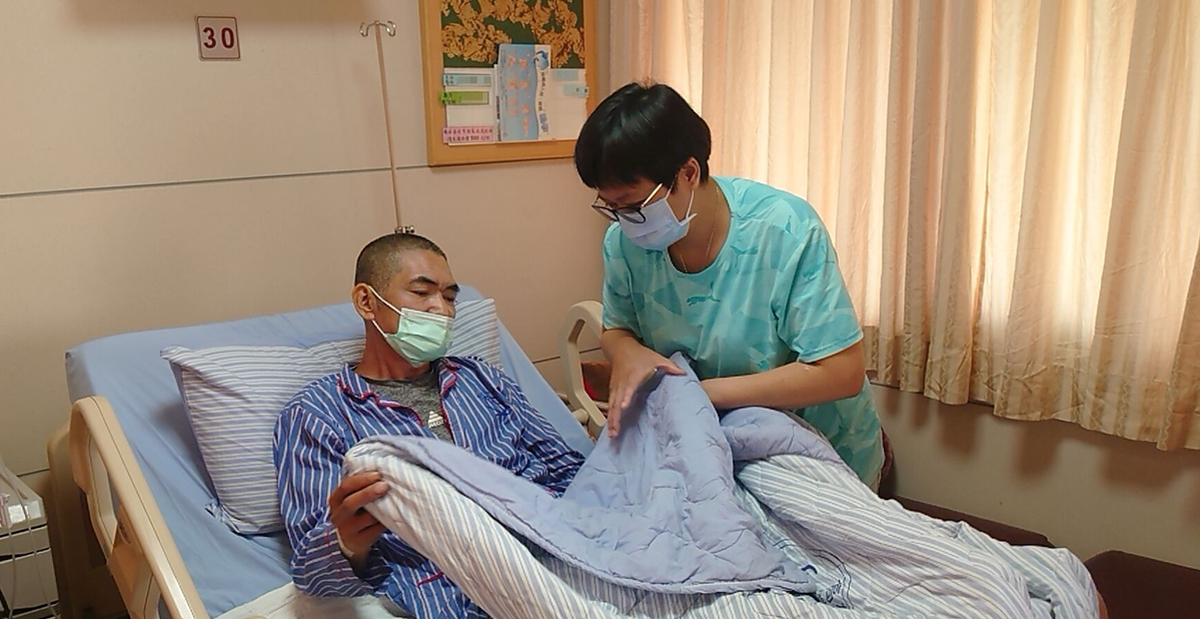 Người đàn ông 52 tuổi mắc ung thư gan: Thà nhịn đói còn hơn ăn 4 loại bữa sáng này