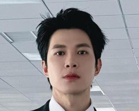 Ca sĩ Việt vừa được đề cử đẹp nhất thế giới: Nhan sắc như tài phiệt trong truyện bước ra, đến đâu cũng thành tâm điểm