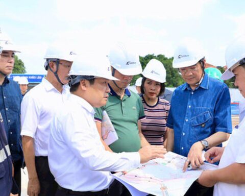 Chủ tịch UBND TP Hà Nội Vũ Đại Thắng kiểm tra tiến độ các dự án đường Đặng Thai Mai, Nhà hát Ngọc Trai