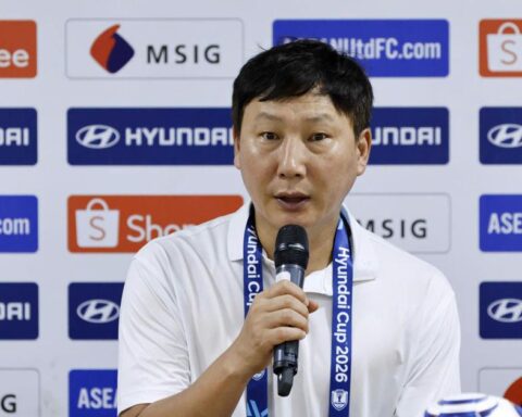 HLV Kim Sang-sik: “ĐT Việt Nam đến Indonesia để lấy 3 điểm”