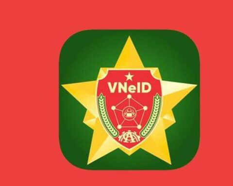 Người dân kiểm tra ngay VNeID trước ngày 15/8