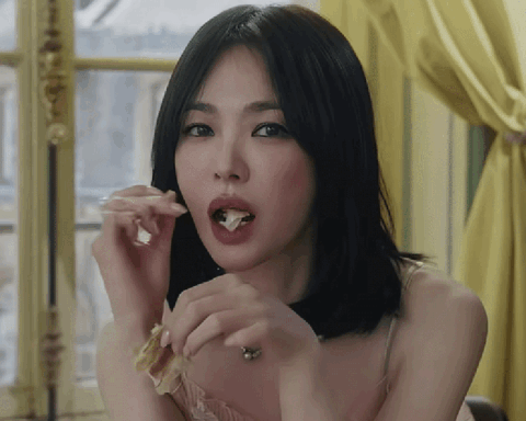 10 nữ diễn viên giàu nhất Hàn Quốc 2026: Song Hye Kyo có 1500 tỷ cũng chỉ xếp thứ 3, hạng 1 thắng đời tuyệt đối