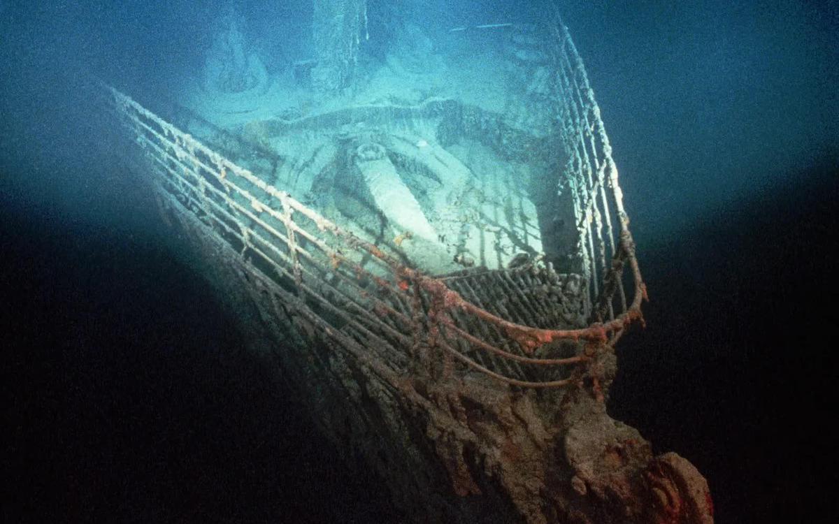 Vì sao đến bây giờ người ta vẫn chưa vớt xác tàu Titanic lên?