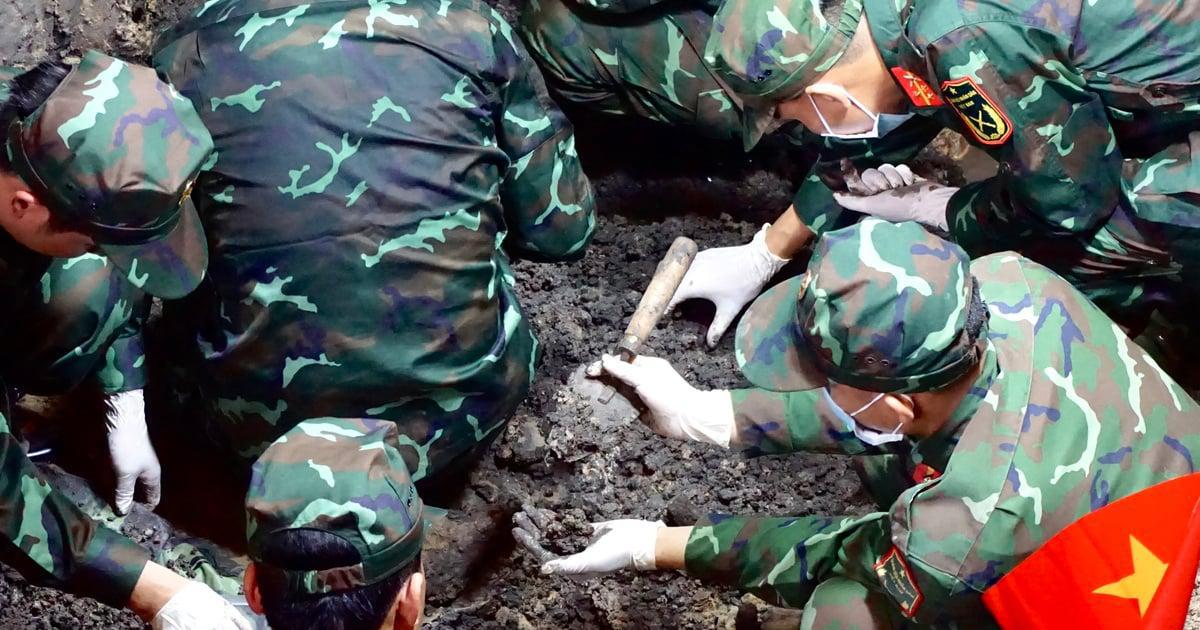 Tìm được thêm 14 hài cốt liệt sĩ tại Công viên Lê Thị Riêng