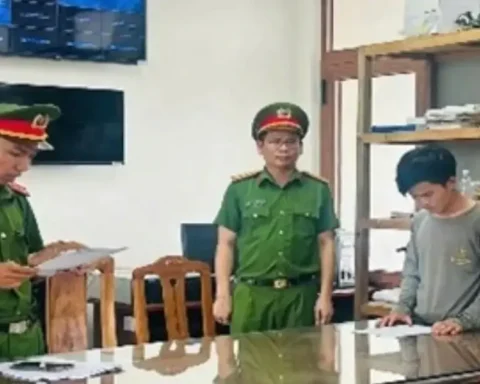 Khởi tố đối tượng dùng clip nhạy cảm khống chế, ép bạn gái cũ quan hệ tình dục