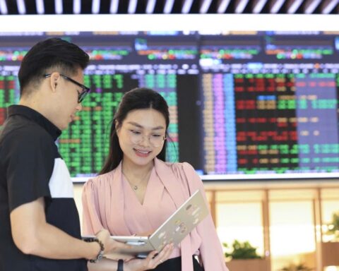 Chứng khoán tuần đầu tháng 8/2026: Đà hồi phục tiếp tục hay “đi lên trong nghi ngờ”?