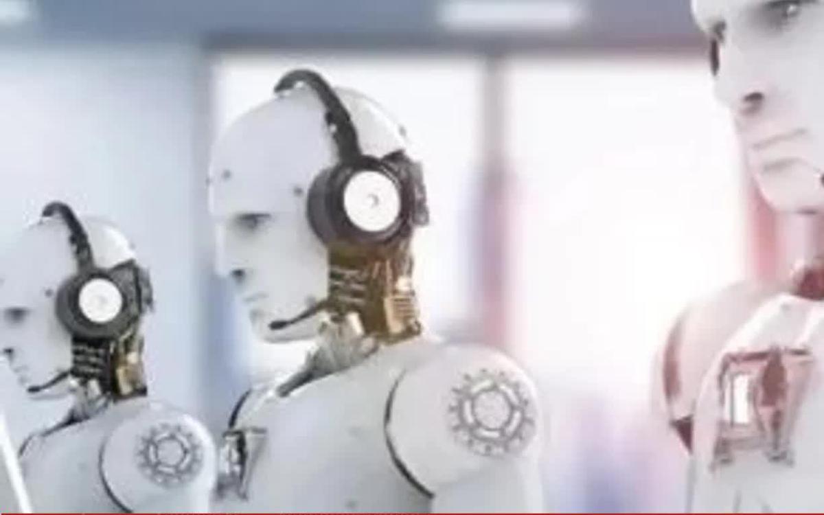 AI đang tạo ra thị trường lao động “hai tầng” tại Anh