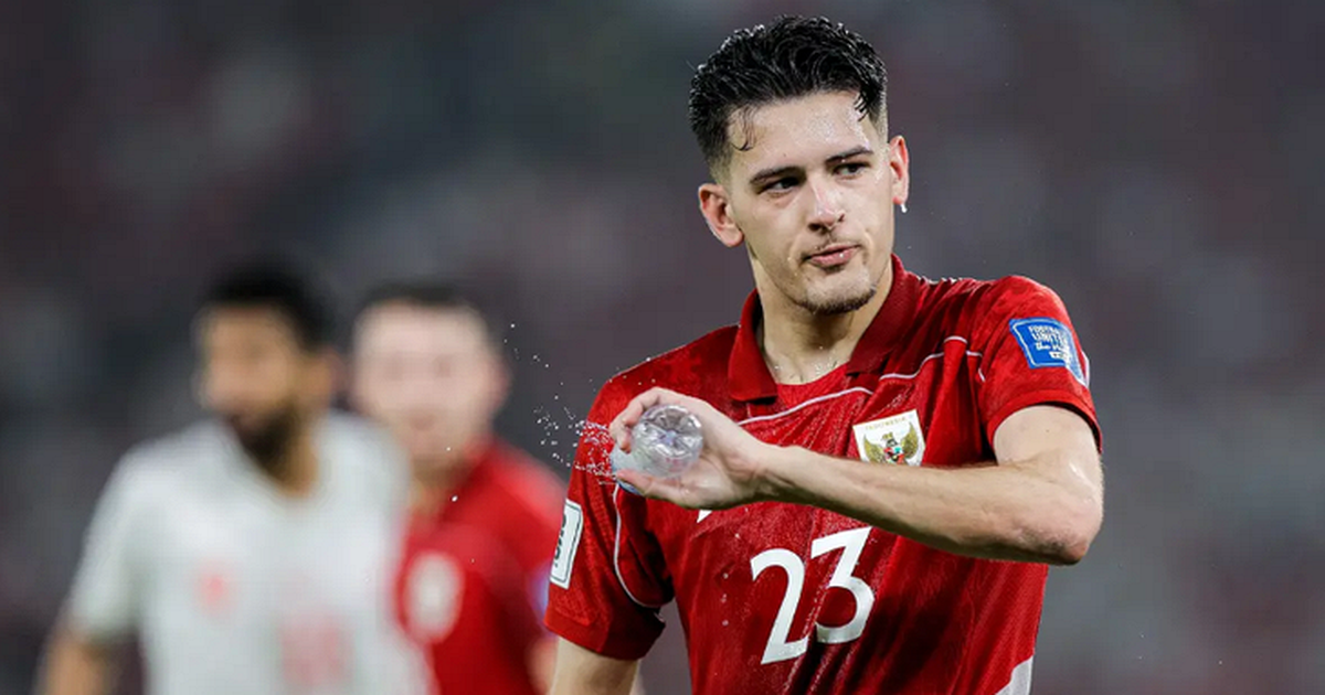 Cầu thủ nhập tịch Indonesia cay cú lên mạng đá xoáy ĐT Việt Nam sau trận thua đau 0-3