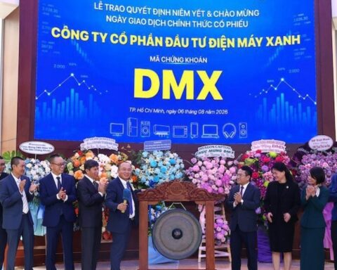 Cổ phiếu Điện Máy Xanh (DMX) tăng 2,5% trong phiên “chào sàn”, vốn hóa đạt gần 104.000 tỷ đồng