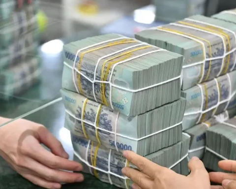 Cơ cấu lại vốn nhà nước tại doanh nghiệp, khuyến khích sáp nhập