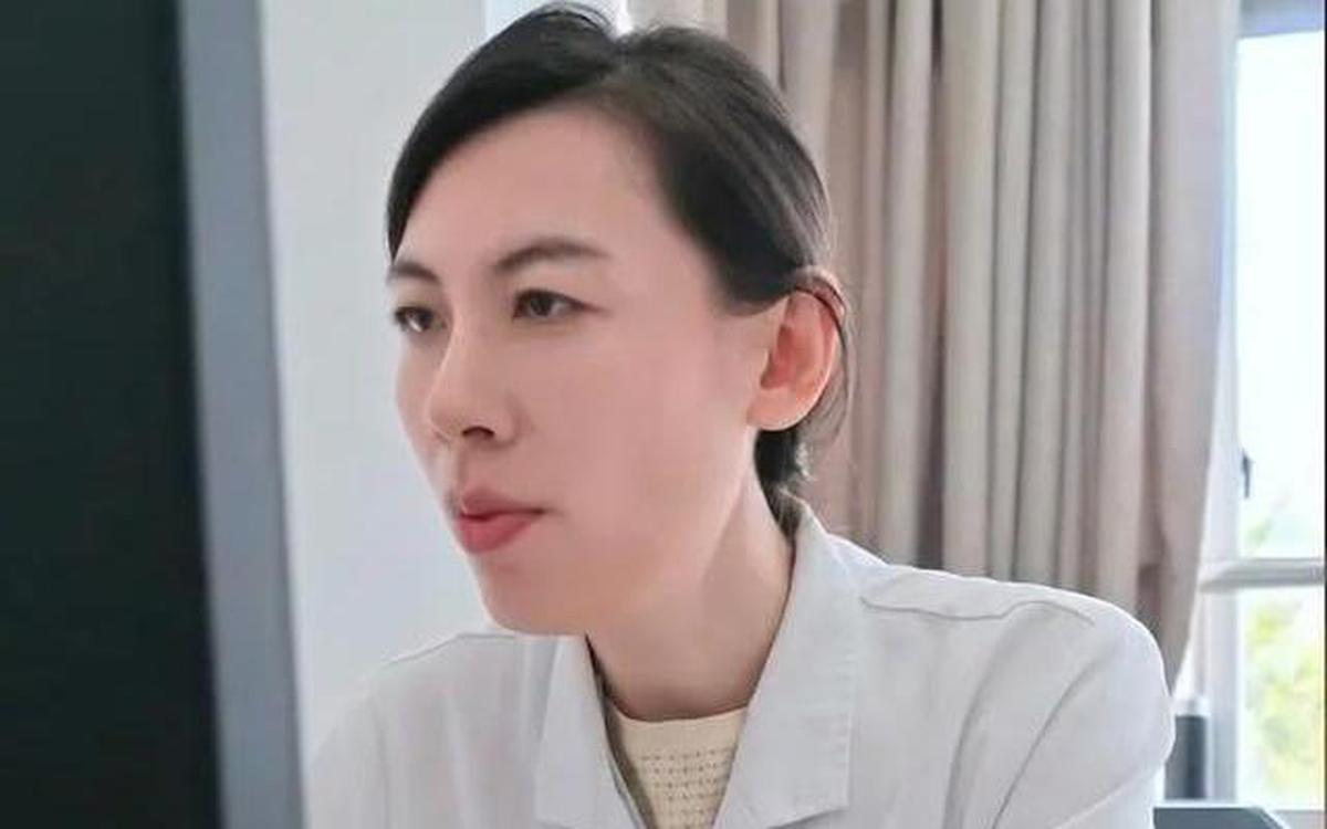 Siêu âm phát hiện thai nhi bị sứt môi, vợ chồng sụp đổ, bác sĩ nói thẳng: “Bí mật hai người giấu nhau đã hại em bé”