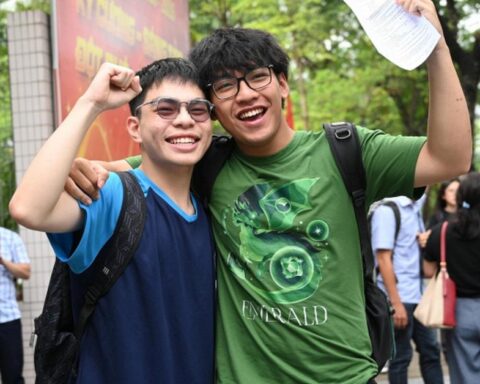NÓNG: Trường đại học đầu tiên công bố điểm chuẩn đại học 2026, cao nhất 26,98 điểm