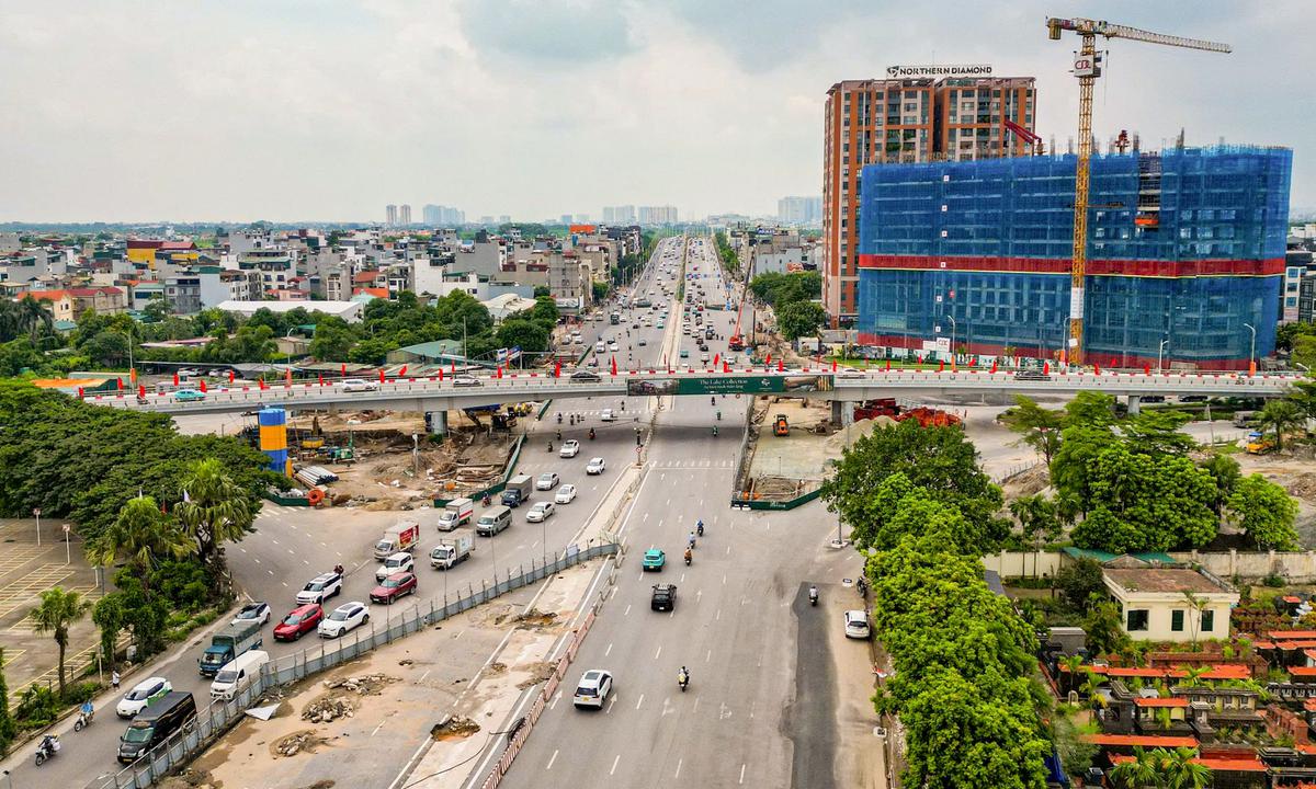 Toàn cảnh hầm chui 6 làn xe ở Hà Nội sau 9 tháng thi công