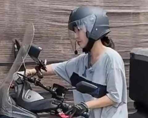 Nữ diễn viên tháo chạy khỏi showbiz nay làm shipper, công nhân ca đêm 8 tiếng tại kho hàng logistics