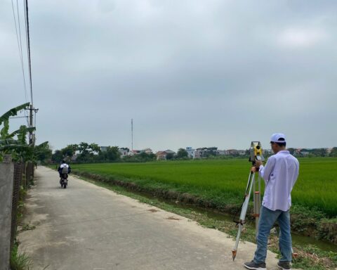 Hộ liền kề vắng mặt khi đo đạc, có làm được sổ đỏ?