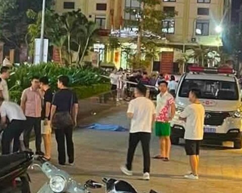 Hải Phòng: Bé trai 7 tuổi rơi từ tầng 15 chung cư xuống đất tử vong, mẹ ngất lịm khi biết tin